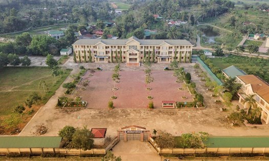 Theo Đề án sắp xếp hệ thống trường Trung học phổ thông trên địa bàn tỉnh Hà Tĩnh, sẽ giải thể Trường THPT Cù Huy Cận. Ảnh: Trần Tuấn