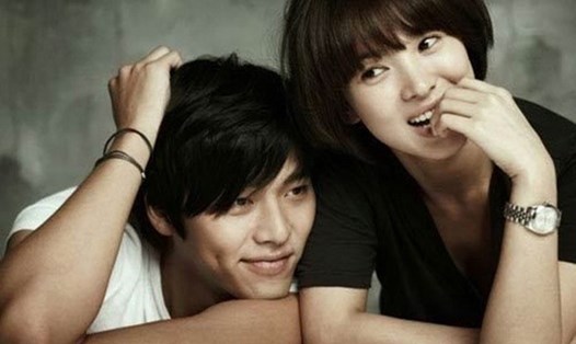 Mối tình có duyên nhưng không nợ của cặp đôi Song Hye Kyo và Huyn Bin. Nguồn: Trang QQ