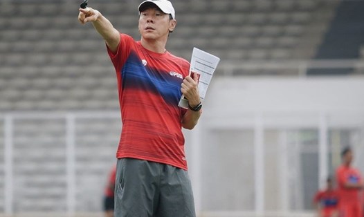 Huấn luyện viên Shin Tae-yong có nguy cơ bị liên đoàn bóng đá Indonesia sa thải dù chưa dẫn dắt trận nào. Ảnh: PSSI