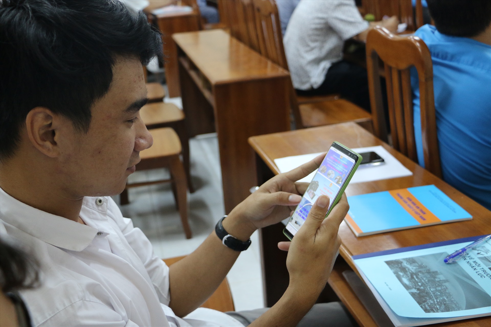 Đoàn viên, CNLĐ tham gia Cuộc thi trực tuyến tìm hiểu "An toàn vệ sinh lao động và phòng chống dịch Covid - 19