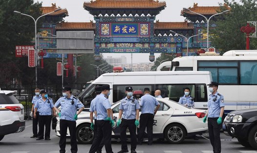 Chợ Tân Phát Địa là nơi bùng phát hàng trăm ca COVID-19 mới ở Bắc Kinh. Ảnh: AFP