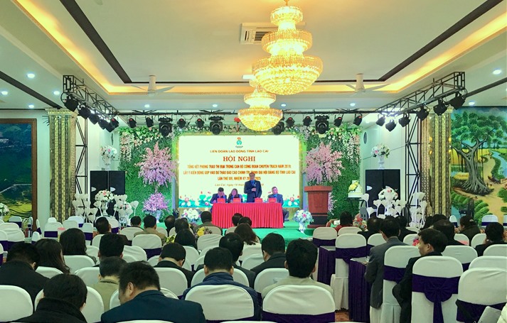 Công tác phổ biến, giáo dục pháp luật cho công nhân viên chức lao động luôn được Liên đoàn Lao động tỉnh Lào Cai chú trọng. Ảnh: PT