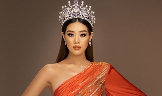 Khánh Vân ngày càng hoàn thiện bản thân để xứng đáng với ngôi vị cao nhất Hoa hậu Hoàn vũ 2019. Ảnh: NVCC