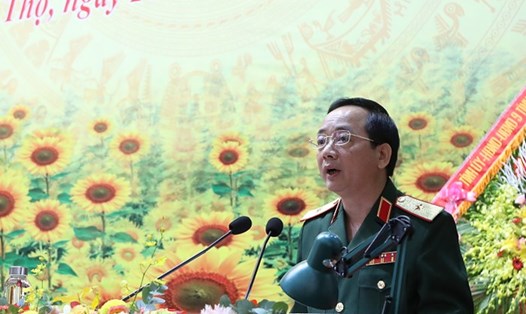 Thiếu tướng Trịnh Văn Quyết phát biểu khai mạc Đại hội. Ảnh Nguyễn Bằng