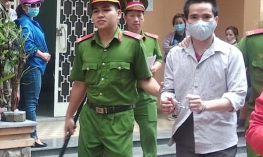 Bị cáo Nguyễn Thế Hòa tại phiên tòa. Ảnh: Văn Hào