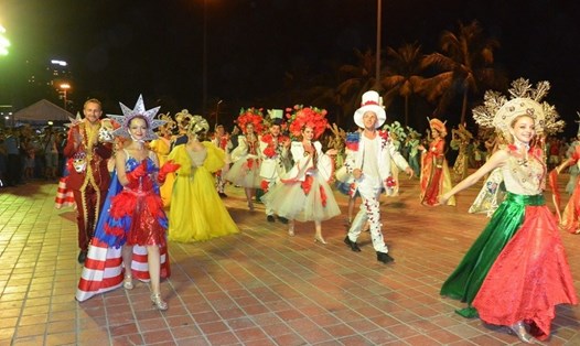 Lễ hội Canaval đường phố Đà Nẵng 2019 đã thu hút đông đảo người dân và du khách. Ảnh: danangfantastic