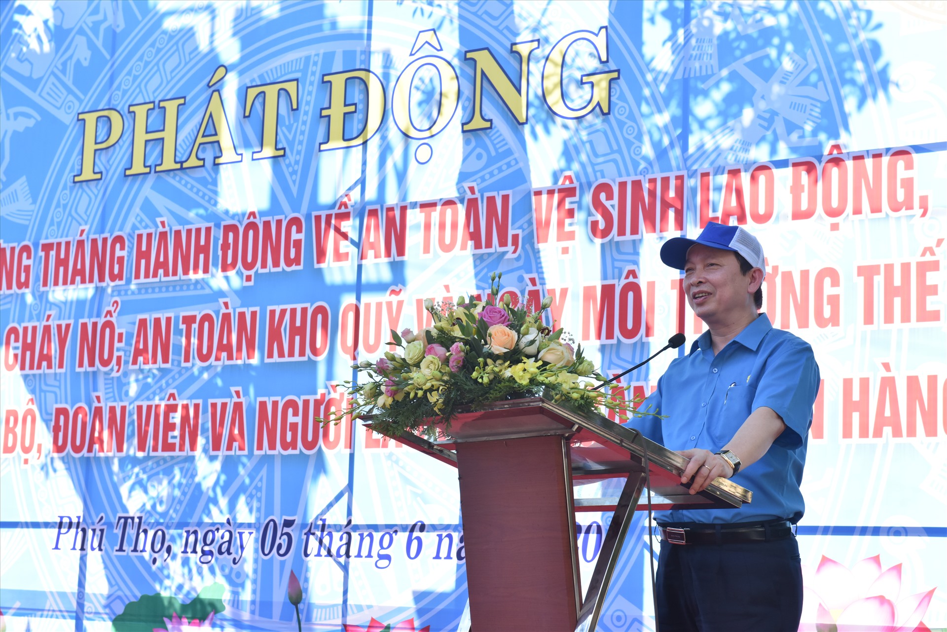 Phó Thống đốc Ngân hàng Nhà nước, Chủ tịch Công đoàn Ngân hàng Việt Nam Đào Minh Tú phát biểu tại buổi lễ. Ảnh: CĐNH