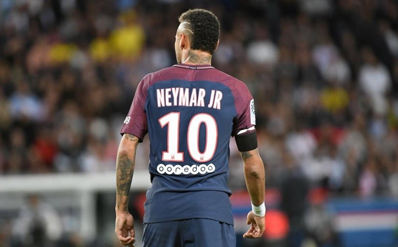 Neymar JR. - Ngôi sao Brazil Hào quang & Bóng tối sân cỏ