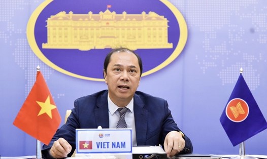 Thứ trưởng Bộ Ngoại giao Nguyễn Quốc Dũng, Trưởng SOM ASEAN của Việt Nam đại diện cho Việt Nam trong vai trò Chủ tịch ASEAN dự hội nghị. Ảnh: Bộ Ngoại giao.
