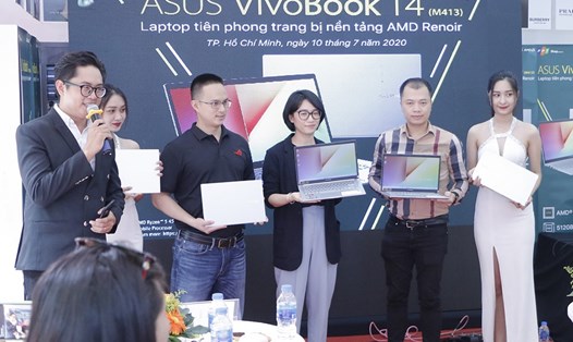 ASUS VivoBook 14 (M413) /chính thức lên kệ tại FPT Shop với nhiều ưu đãi hấp dẫn. Ảnh: Lâm Thi.