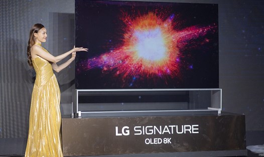 Diễn viên Ninh Dương Ngọc Lan là gương mặt đại diện của LG TV Signature OLED 8K. Ảnh: Thái Bình.