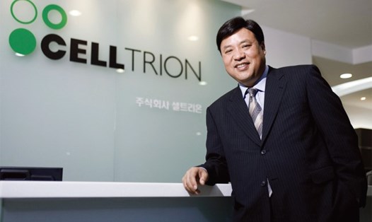 Chân dung tỉ phú giàu thứ 2 Hàn Quốc Seo Jung Jin. Ảnh: The Investor