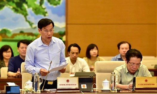 Bộ trưởng Nguyễn Ngọc Thiện cho biết, dự thảo Nghị định có nhiều điểm mới. Ảnh Quang Khánh.