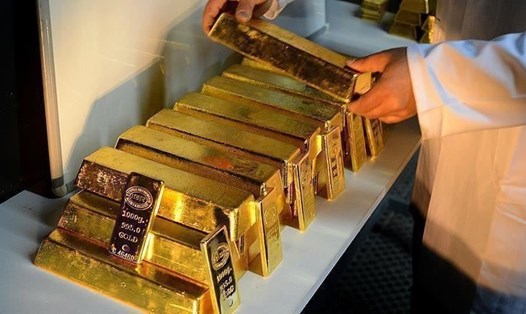 Nga tạm ngừng mua vàng để chờ đợi thời cơ. Ảnh: AA