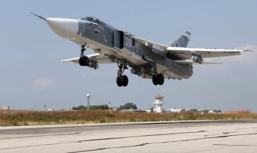 Chiến đấu cơ Su-24 của Nga ở Syria. Ảnh: AMN