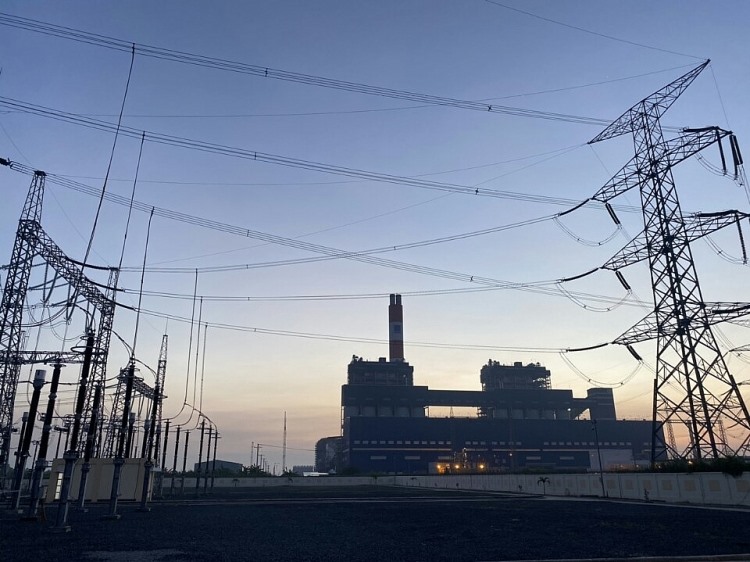 Ban QLDA ĐLDK Sông Hậu 1 đóng điện thành công nhiều công trình quan trọng.