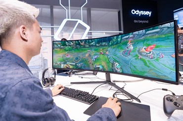 Màn hình gaming cong cao cấp Odyssey của Samsung vừa trình làng tại thị trường Việt Nam.