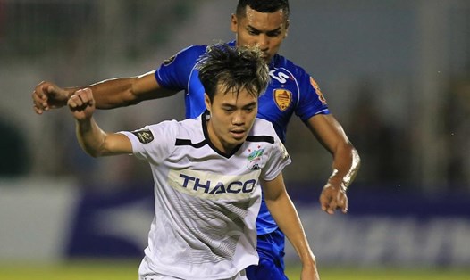 Nguyễn Văn Toàn là cầu thủ chơi hay nhất của HAGL ở trận thắng Quảng Nam 3-1. Ảnh: VPF.