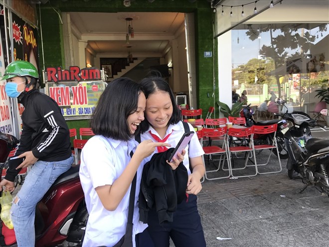 Tuyển sinh lớp 10 tiếng Anh Đà Nẵng: Thí sinh bất ngờ vì đề thi “dễ thở”