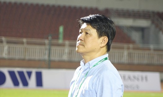 HLV Vũ Tiến Thành tự tin sẽ cùng đội Sài Gòn bất bại ở cả giai đoạn 1 V.League 2020. Ảnh: Nguyễn Đăng.