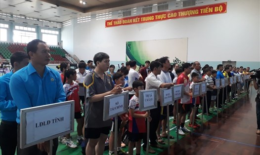 Giải cầu lông chào mừng Ngày thành lập Công đoàn 28.7 ở Tiền Giang. Ảnh: K.Q