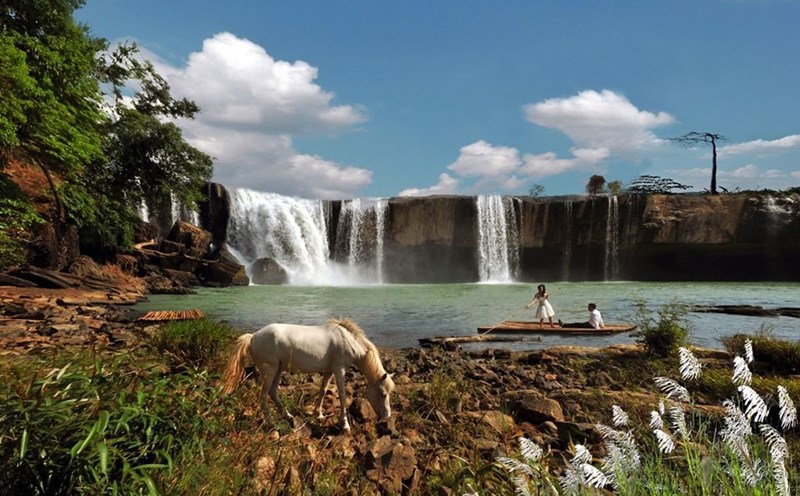 ĐRAY NUR - Đệ nhất thác ở Tây Nguyên. Ảnh: Đ.B.T