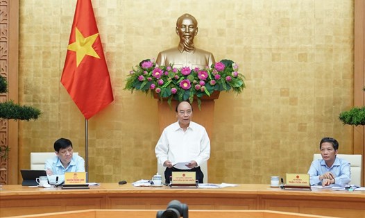 Thủ tướng Chính phủ Nguyễn Xuân Phúc phát biểu tại cuộc họp. Ảnh Quang Hiếu