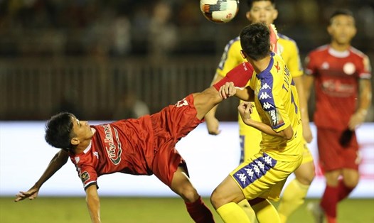 Trận hòa 2-2 tại lượt về V.League 2019 là kết quả tốt nhất mà TP.HCM có được khi đối đầu Hà Nội. Ảnh: VPF.