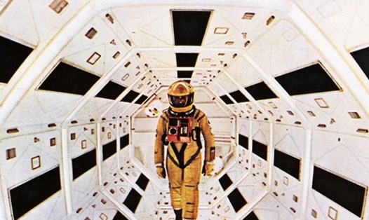 Sách về đề tài khoa học viễn tưởng được chú ý nhiều hơn sau thành công của “Cuộc phiêu lưu vào không gian” năm 2001. Ảnh nguồn: Mnet