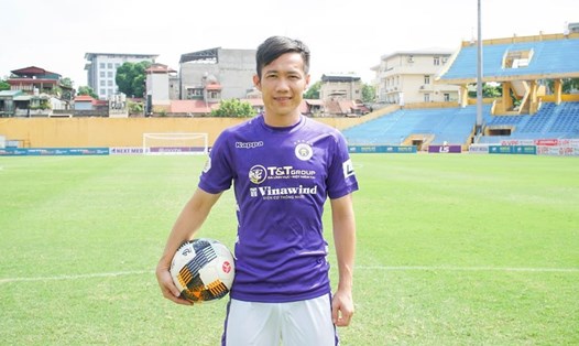Tiền vệ Lê Tấn Tài sẽ ra mắt người hâm mộ câu lạc bộ Hà Nội ở trận đấu với TP.HCM. Ảnh: HNFC