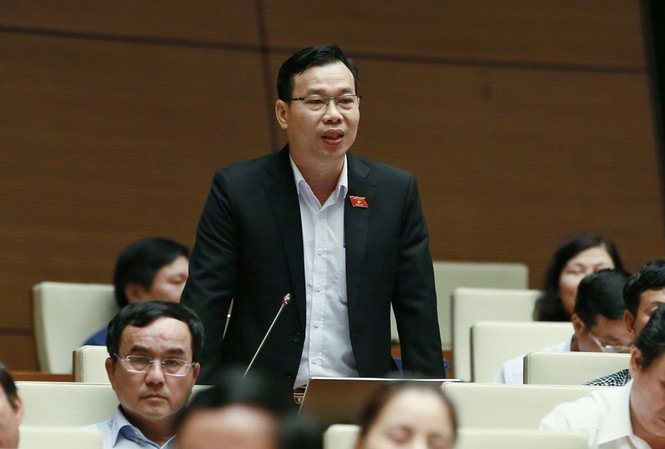 Đại biểu Quốc hội Đỗ Đức Hồng Hà - Uỷ viên Thường trực Uỷ ban Tư pháp của Quốc hội. Ảnh Như Ý