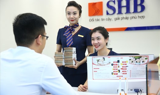 SHB được vinh danh Top 10 ngân hàng TMCP Việt Nam uy tín, Top 50 doanh nghiệp tăng trưởng xuất sắc nhất, khẳng định vị thế uy tín, tăng trưởng bền vững cùng công nghệ hiện đại, danh mục các sản phẩm đa dạng và chất lượng dịch vụ không ngừng được nâng cao.