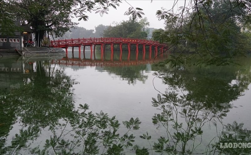 6,13 triệu lượt khách du lịch đến Hà Nội trong 7 tháng đầu năm. Ảnh LĐO