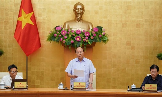 Thủ tướng Chính phủ Nguyễn Xuân Phúc chủ trì cuộc họp. Ảnh VGP