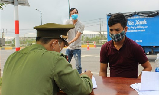 Quảng Nam thành lập lại các chốt chặn kiểm tra y tế. Ảnh: Thanh Chung
