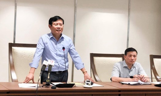 Phó Trưởng ban Tuyên giáo Thành uỷ Hà Nội Phạm Thanh Học thông tin báo chí chiều 28.7. Ảnh: Tùng Lâm