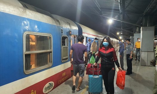 Đường sắt tạm ngừng chạy đôi tàu SE11/SE12 tuyến Hà Nội - Sài Gòn từ ngày 1.8.   Ảnh: Anh Tú