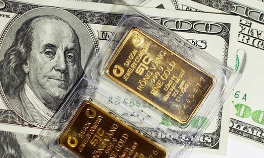 Giá USD xuống mức thấp nhất 2 năm củng cố đà tăng giá của vàng. Ảnh: H.N