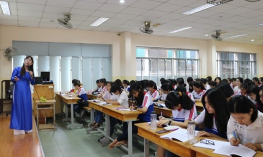 Sinh viên Trường Đại học Kinh tế trong một tiết học trên lớp. Ảnh: Huyên Nguyễn