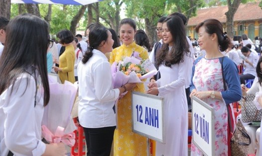 Ngày 6.7, Trường THPT Chu Văn An (Hà Nội) đã tổ chức lễ bế giảng cho học sinh.