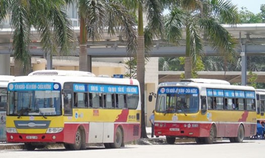 Tuyến buýt số 72 (Bến xe Yên Nghĩa – Xuân Mai). Ảnh BuytHanoi
