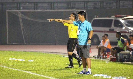Huấn luyện viên Trịnh Văn Hậu sẽ yêu cầu học trò tường trình về sự việc. Ảnh: FBNV