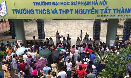 Nhiều năm nay, Tường THCS và THPT Nguyễn Tất Thành luôn có tỉ chọi cao trong kỳ đánh giá năng lực vào lớp 6. Ảnh: Hoàng Châu