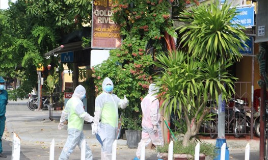 Tại Quảng Nam đã thành lập  gần 5.500 tổ giám sát cộng đồng để phòng chống dịch bệnh COVID-19. Ảnh: Thanh Chung