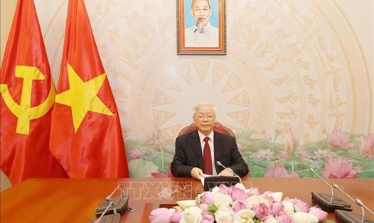 Tổng Bí thư, Chủ tịch Nước Nguyễn Phú Trọng điện đàm với Tổng Bí thư, Chủ tịch Nước Lào. Ảnh: TTXVN.