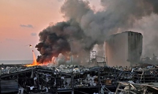 Vụ nổ kho hóa chất ngày 4.8 tại cảng Beirut đã khiến 6.000 người bị thương và 300.000 người rơi vào cảnh không nhà. Ảnh: AFP