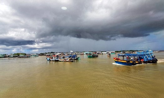 Cửa biển Sông Đốc, huyện Trần Văn Thời, Cà Mau (ảnh Nhật Hồ)