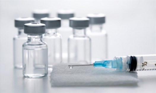 Trung Quốc cấp bằng sáng chế cho vaccine COVID-19 mang tên Ad5-nCoV. Ảnh: VCG