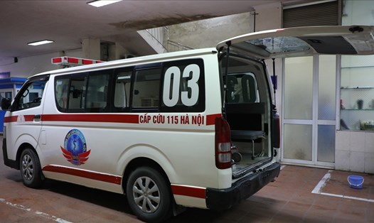 Trung tâm cấp cứu 115 Hà Nội dùng xe cấp cứu chạy dịch vụ. Ảnh: H.A