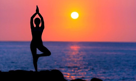 Yoga là một trong những lối sống và xu hướng văn minh của giới trẻ. Ảnh minh hoạ: Khánh Linh